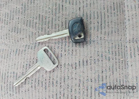 1999 Toyota Tacoma from USA, damaged, VIN 4TAWM72N1XZ537364